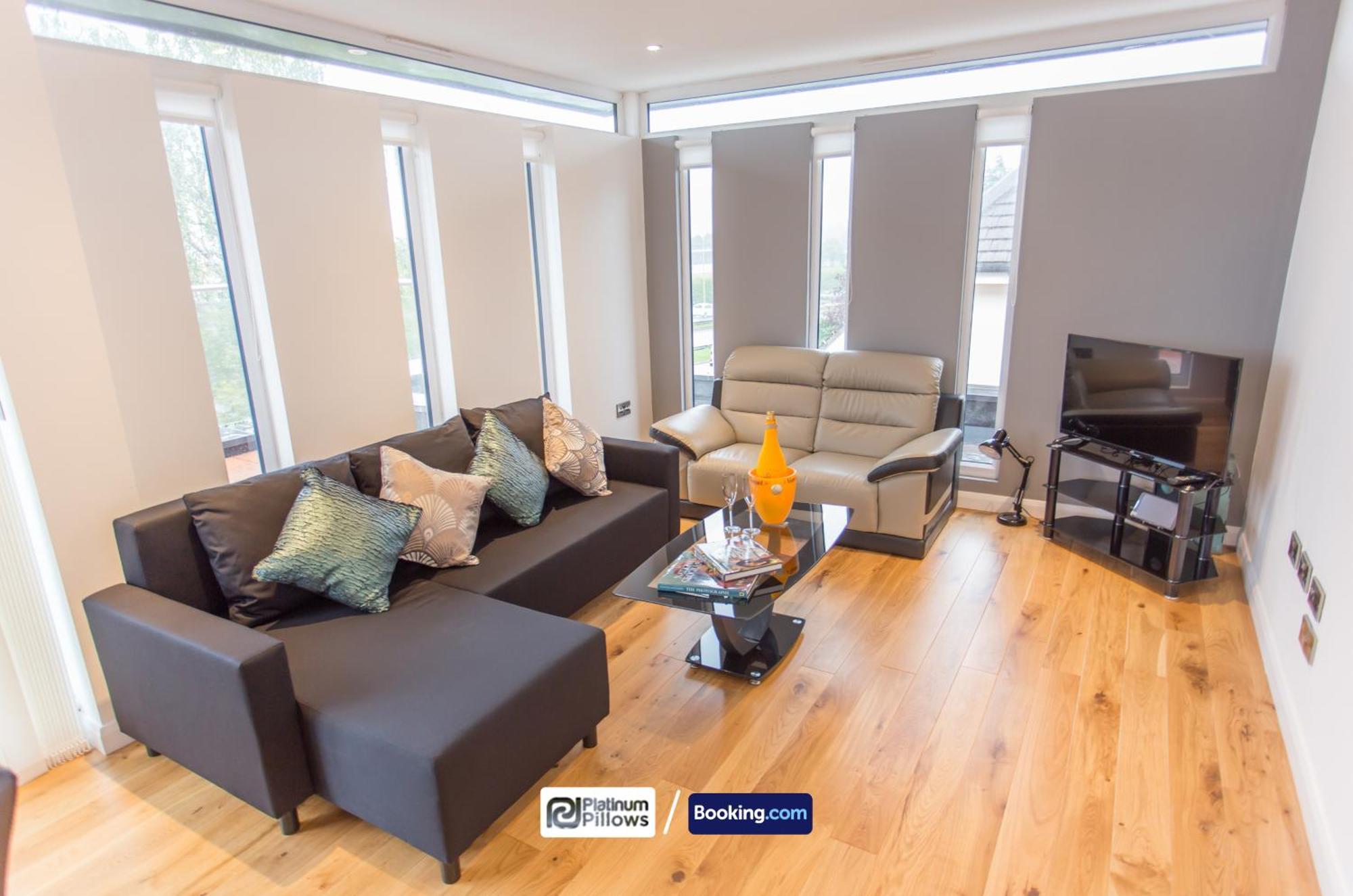 Modern Oxford 2 Bedroom Apartments, Near Headington Hospital, Families & Contractor Accommodation With Parking Exterior photo