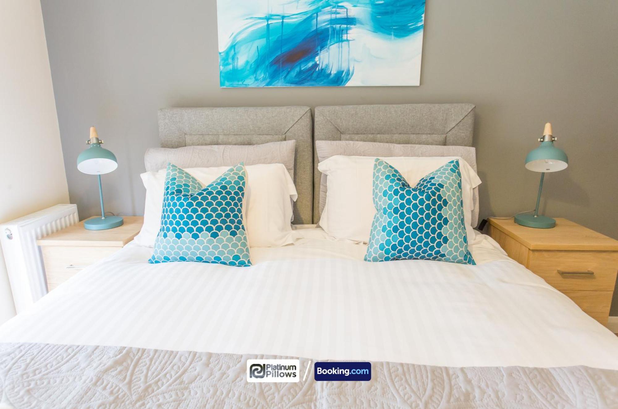 Modern Oxford 2 Bedroom Apartments, Near Headington Hospital, Families & Contractor Accommodation With Parking Exterior photo