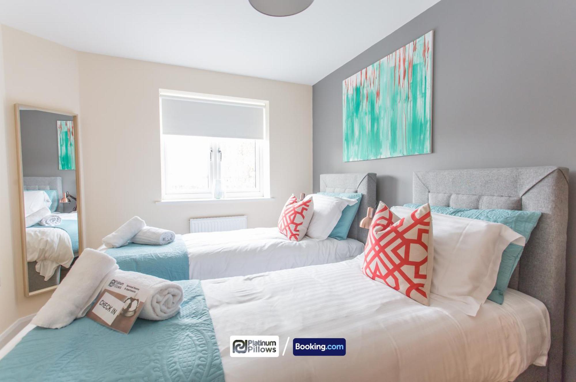 Modern Oxford 2 Bedroom Apartments, Near Headington Hospital, Families & Contractor Accommodation With Parking Exterior photo