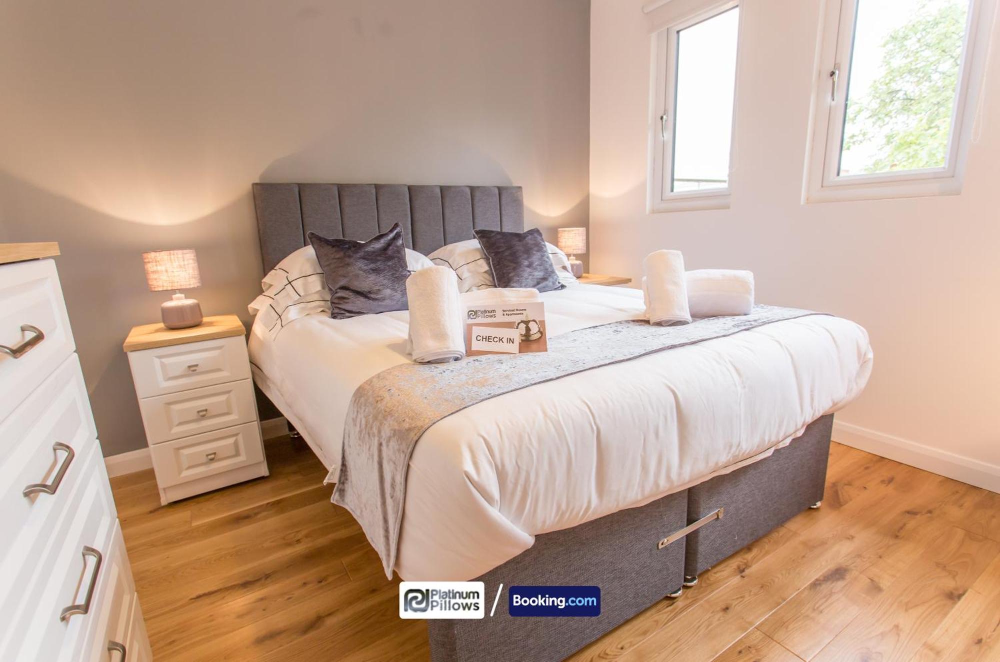 Modern Oxford 2 Bedroom Apartments, Near Headington Hospital, Families & Contractor Accommodation With Parking Exterior photo