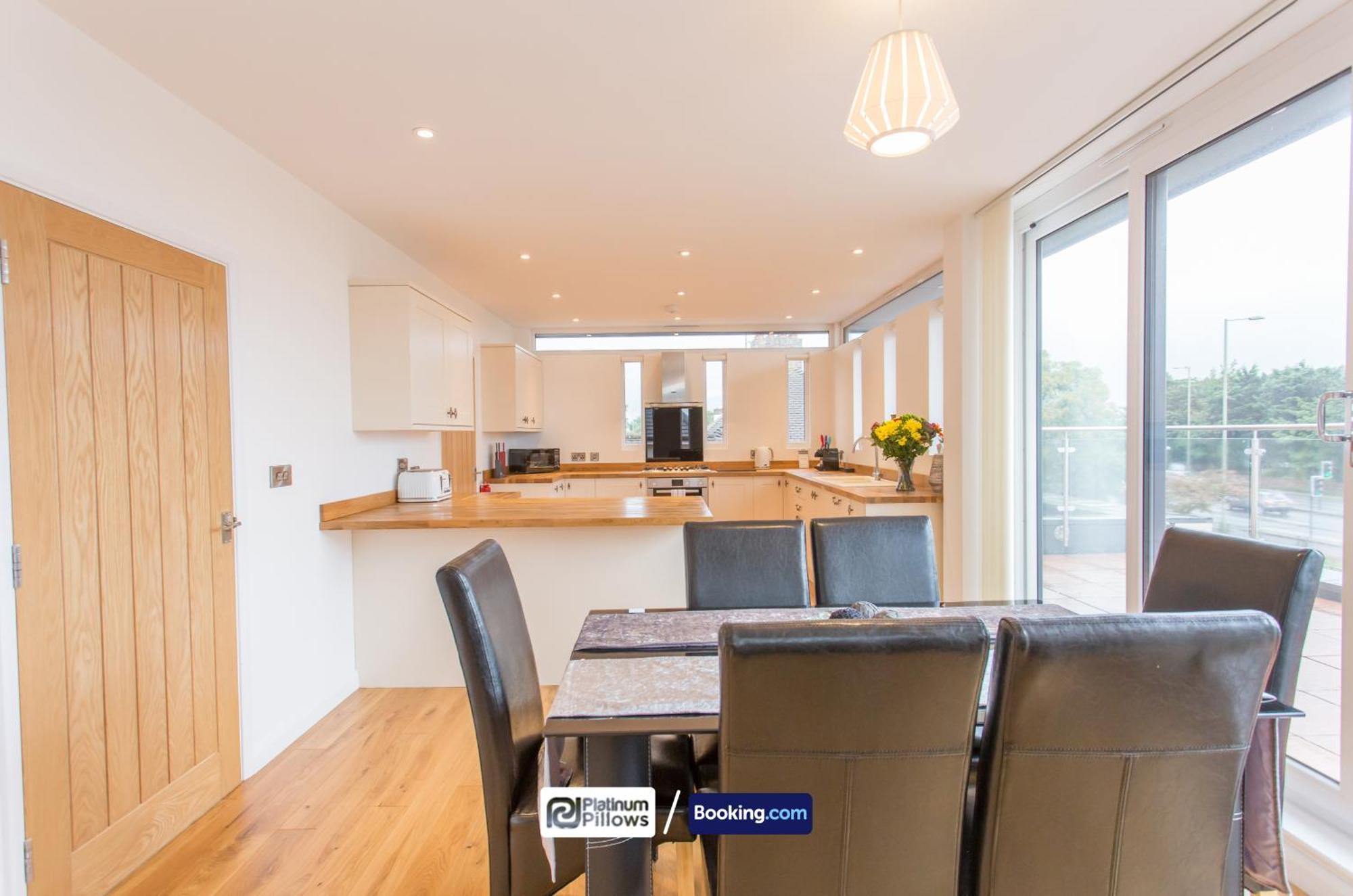 Modern Oxford 2 Bedroom Apartments, Near Headington Hospital, Families & Contractor Accommodation With Parking Exterior photo